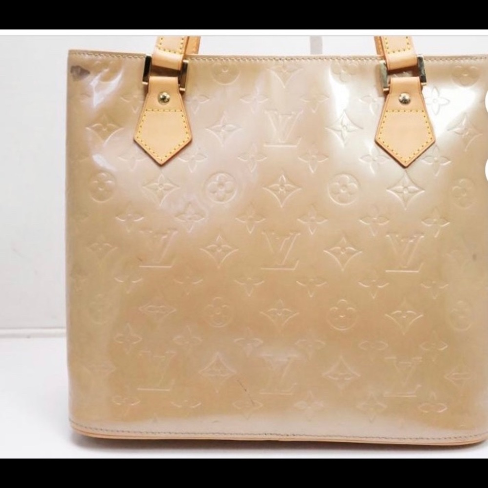 $5️⃣0️⃣0️⃣ Auth LV Vernis Houston Tote Bag - Picture 3 of 12